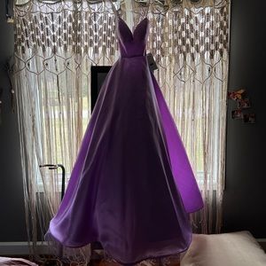 Sherri Hill brand new and never worn prom dress.